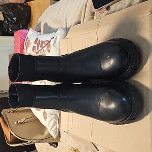 STEVEN MADDEN BLACK BOOTS